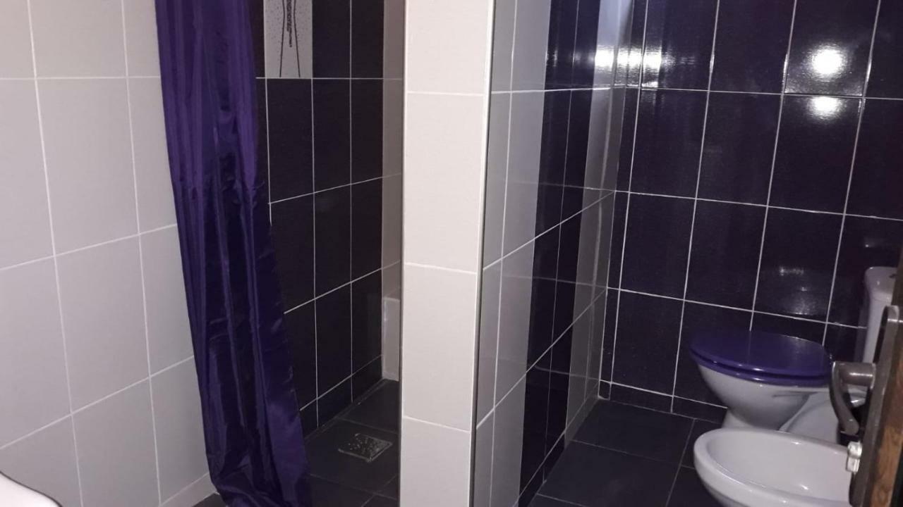 Отель Casa Mirela Турда Экстерьер фото